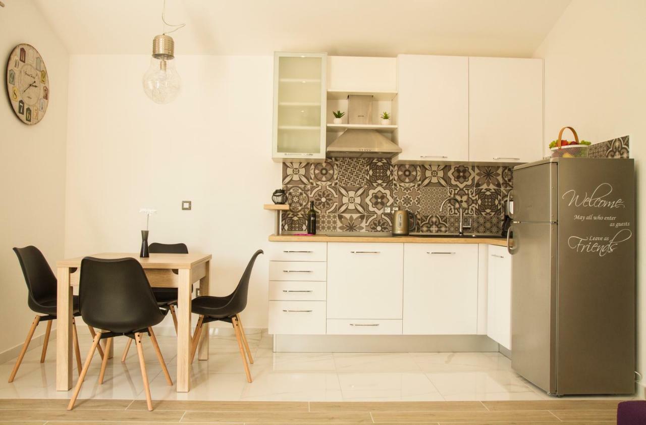 Apartment Punta Seget Vranjica Kültér fotó