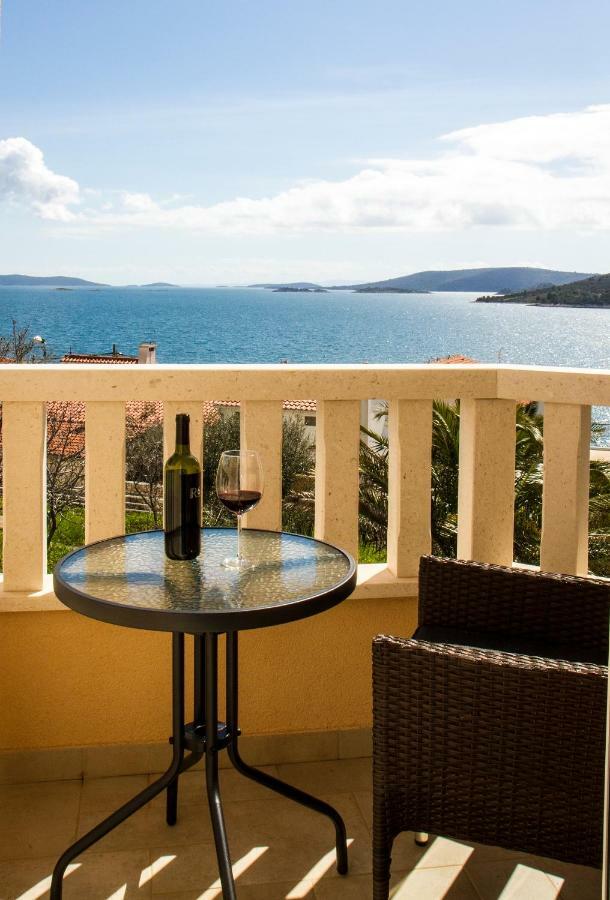 Apartment Punta Seget Vranjica Kültér fotó